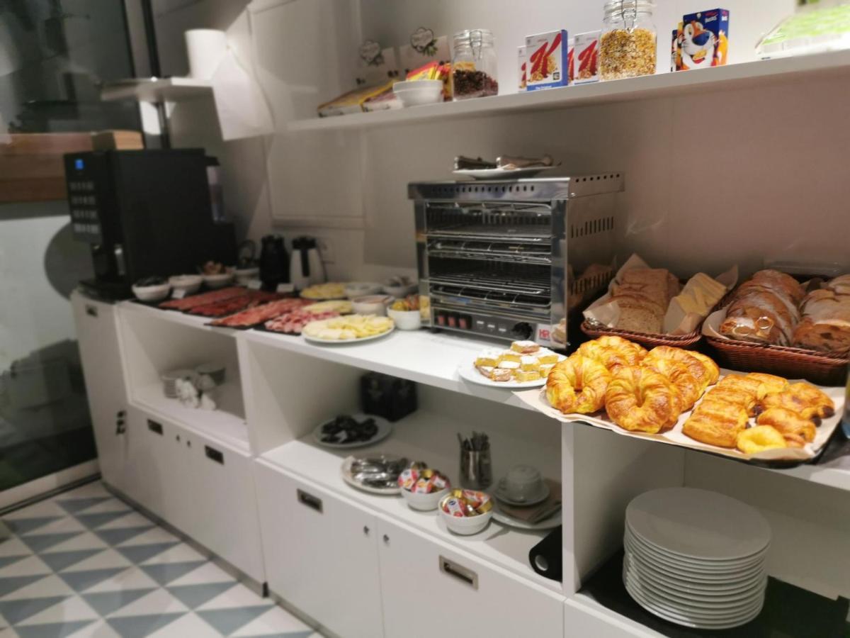 Hotel Plaza Obradoiro By Bossh! Hotels Santiago de Compostela Ngoại thất bức ảnh